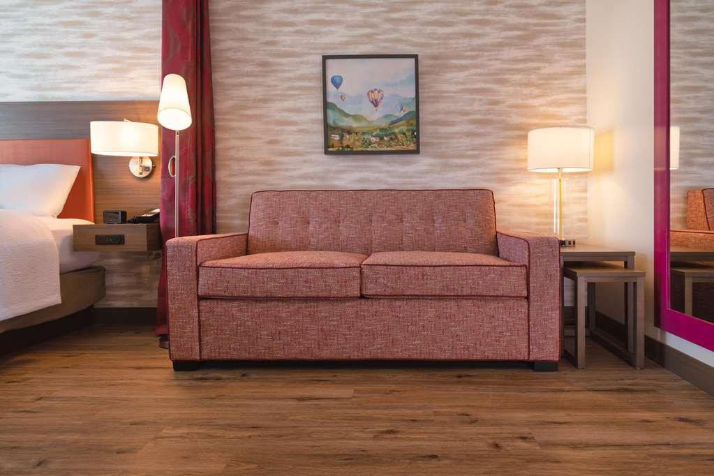 Home2 Suites By Hilton Lake Havasu City Room photo